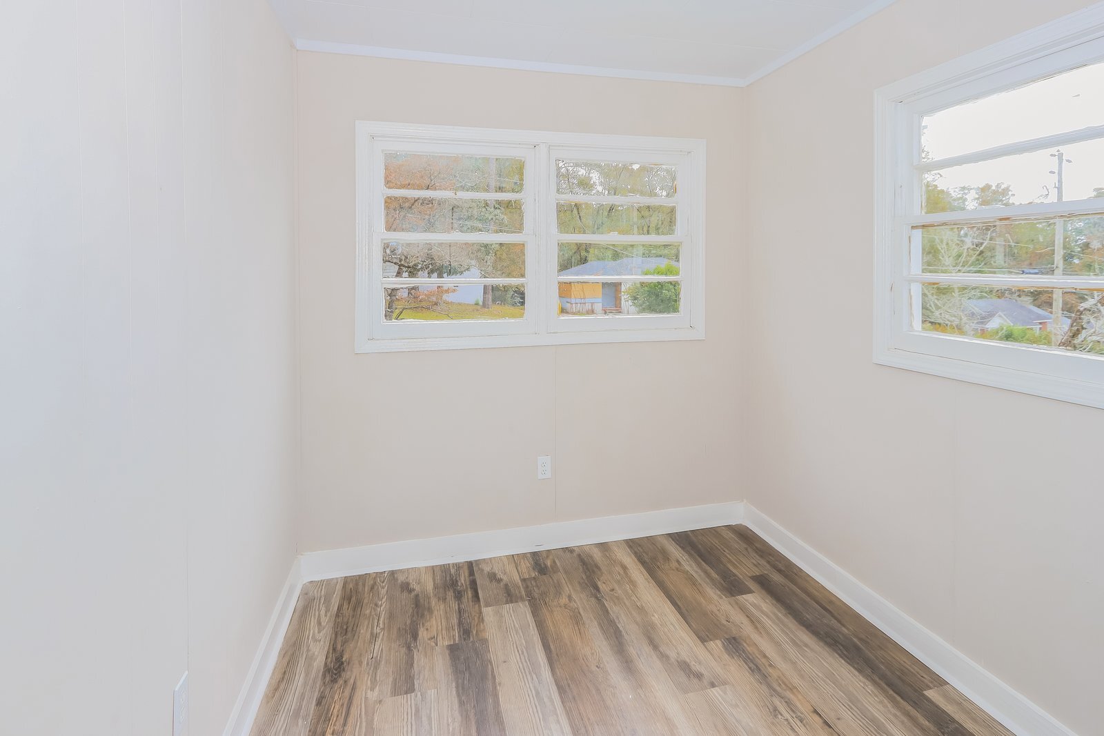 Building Photo - 2016 Knightsbridge Rd