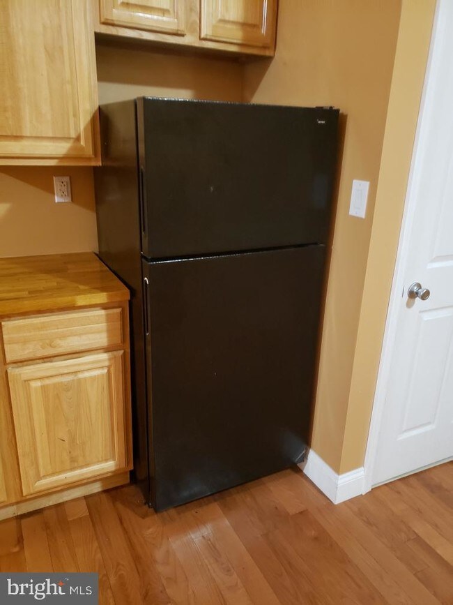 Building Photo - 1207 Race St