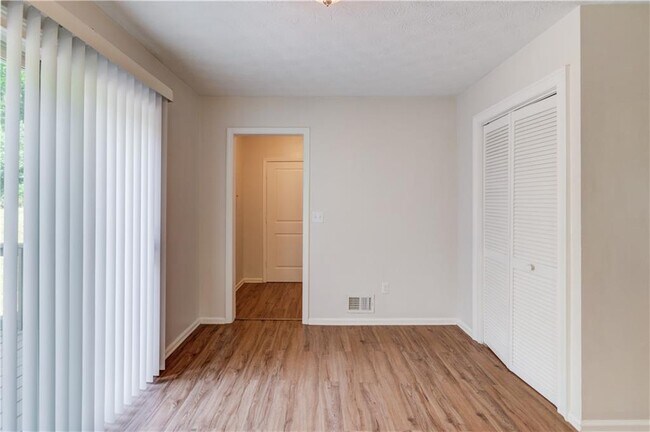 Building Photo - 4905 Wade Valley Way
