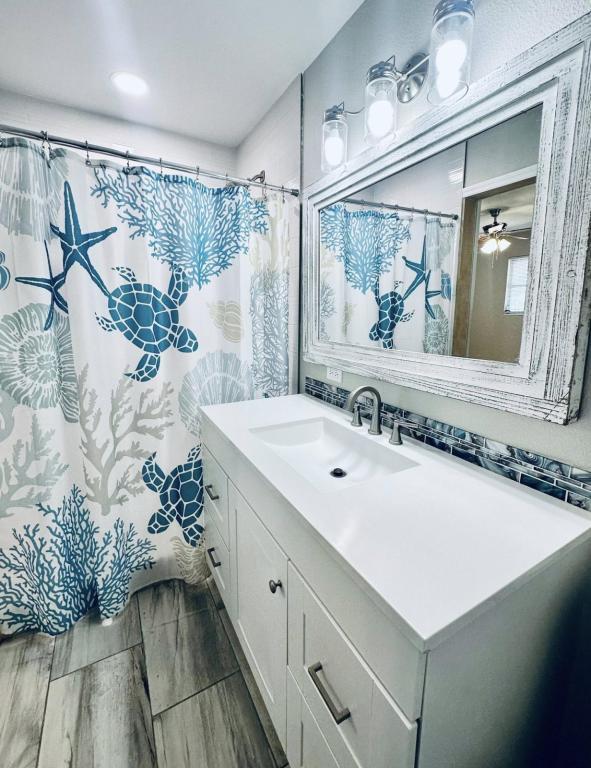 Building Photo - 780 Osage Ave