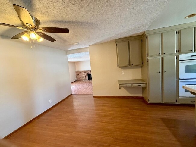 Building Photo - 478 Churchill Park Dr