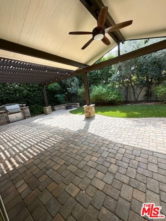 Building Photo - 17032 Cantlay St