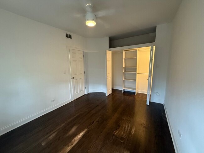 Building Photo - 2611 N Fairfield Ave