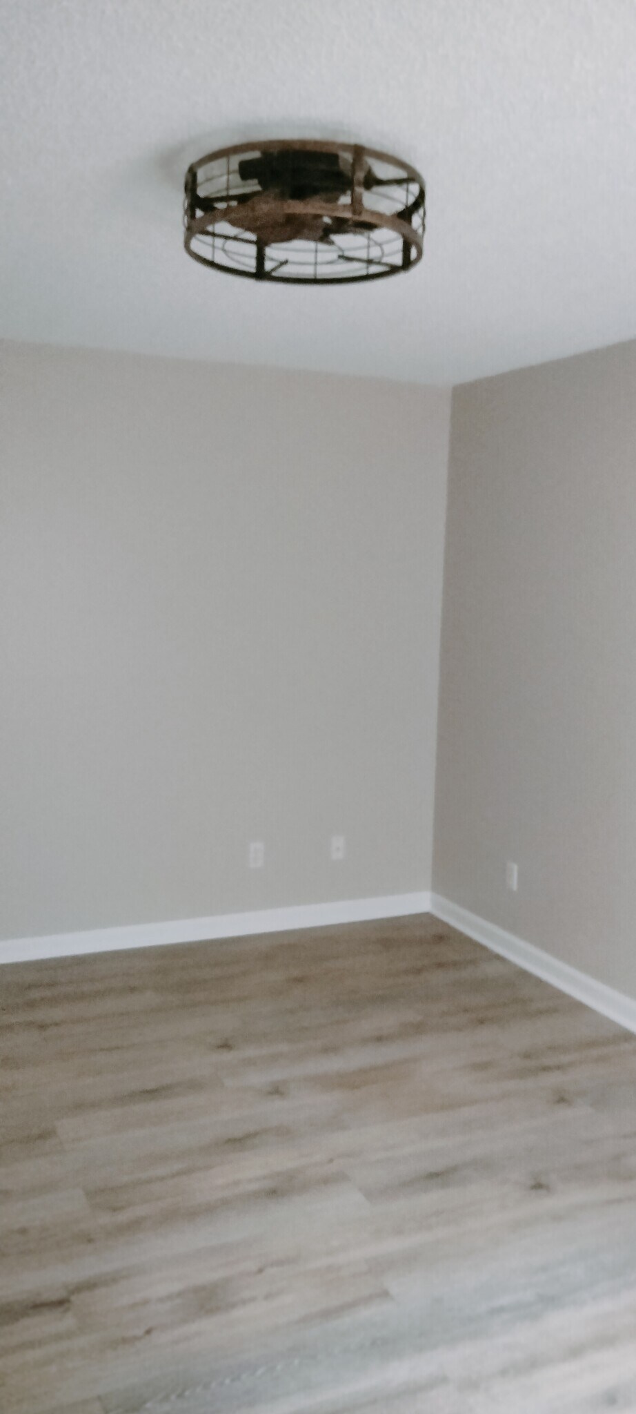 Building Photo - 1666 Sails Way