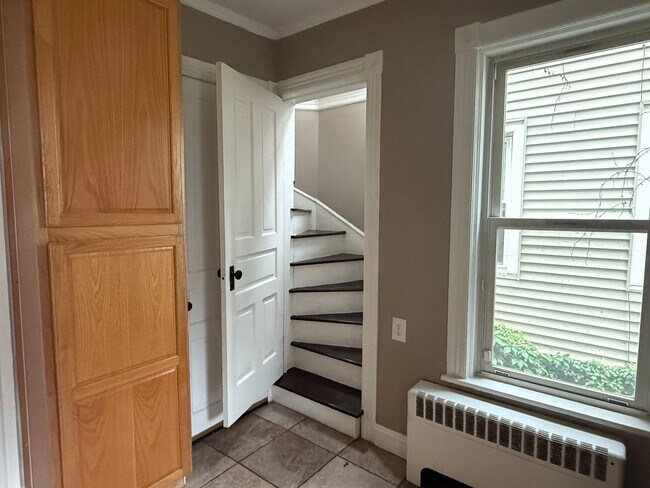 Building Photo - Charming 4-Bedroom Single-Family Home | Section?8 Eligible