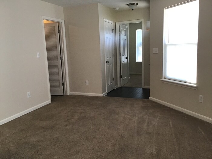 Building Photo - 6474 Titania Dr