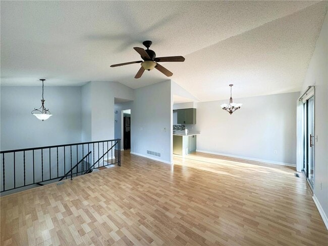 Building Photo - 15805 Griffon Path