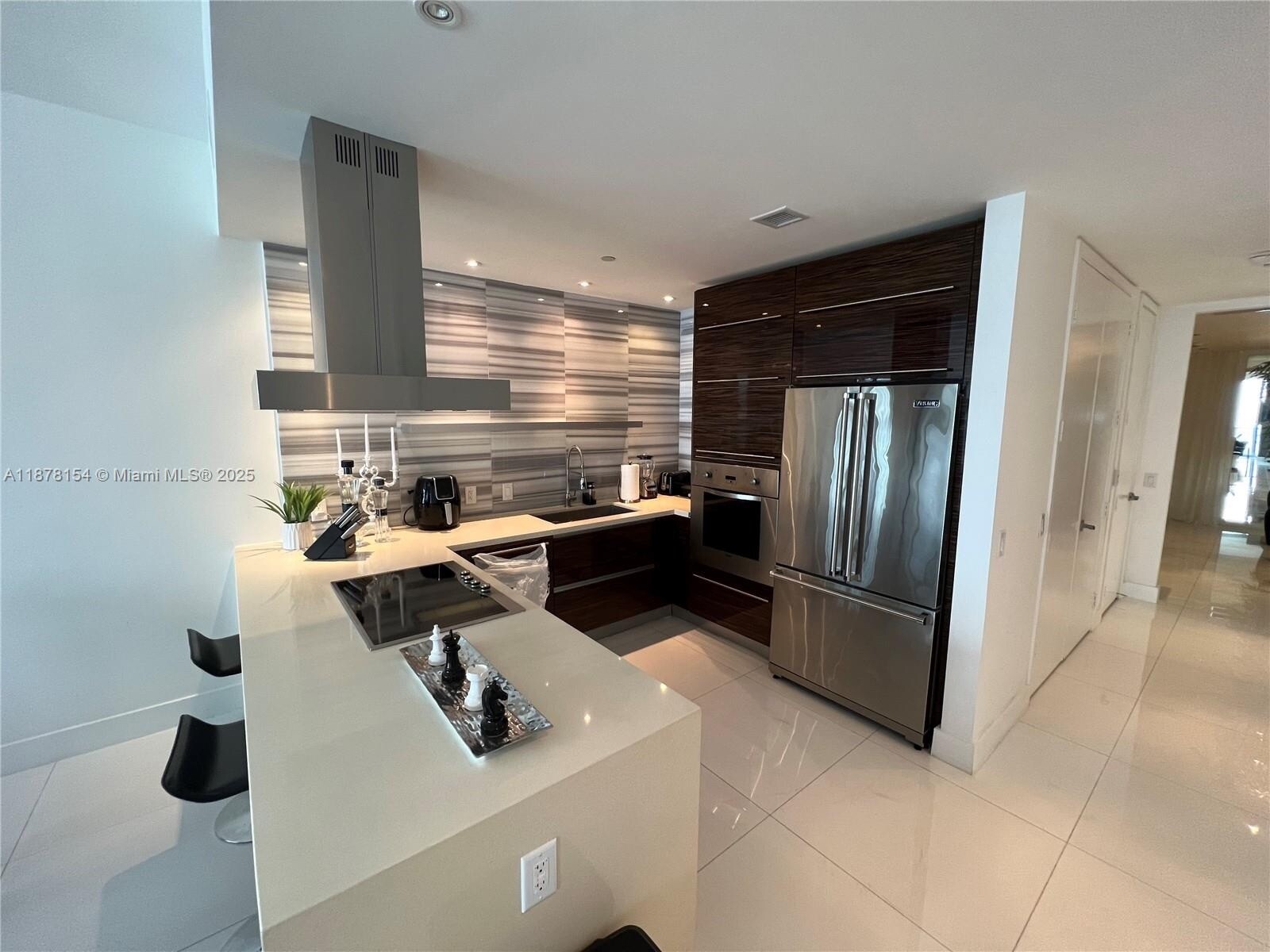 Building Photo - 1100 Biscayne Blvd