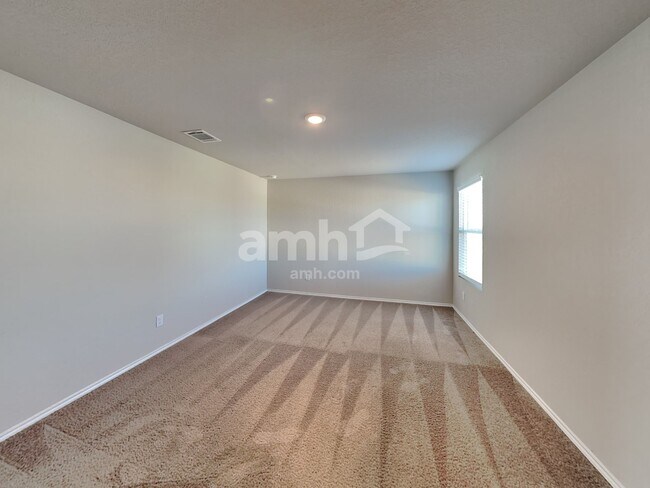 Building Photo - 10515 Varmus Dr