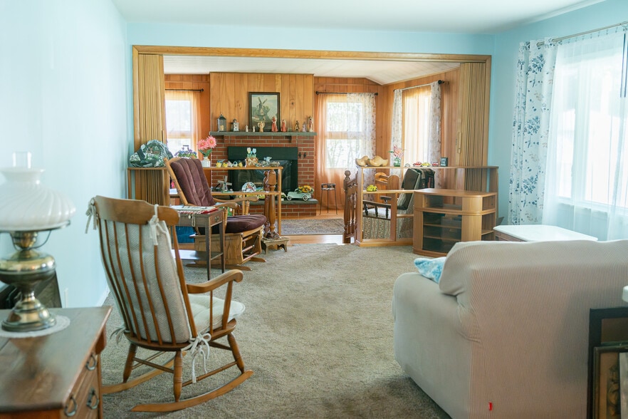 Building Photo - 4075 Circle Dr