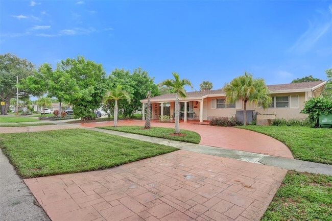 Building Photo - 6210 NE 21st Rd