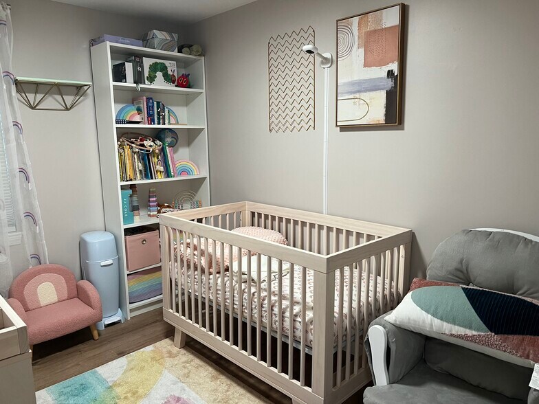 Building Photo - 35 Kingman Ave