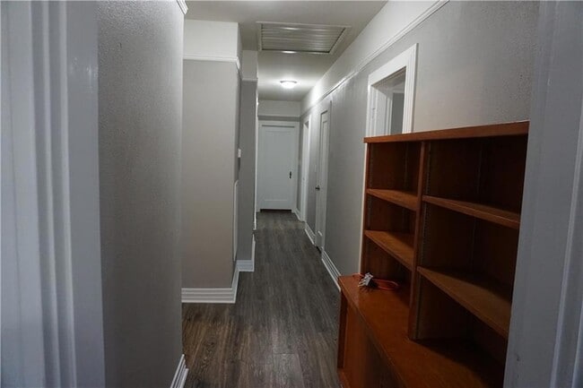 Building Photo - 177 W 5th St