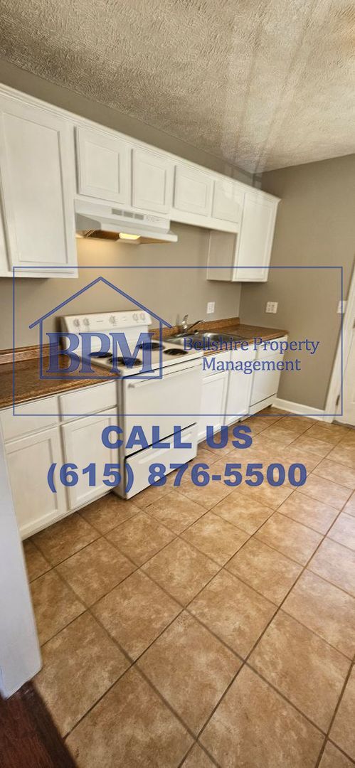 Building Photo - Charming 2-Bedroom Home for Rent in West N...