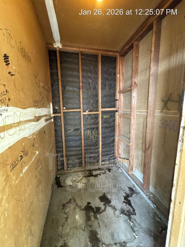 Building Photo - 2012 North Ave