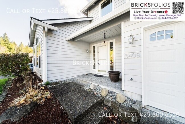 Building Photo - Gorgeous Home For Rent in Silver Firs Comm...