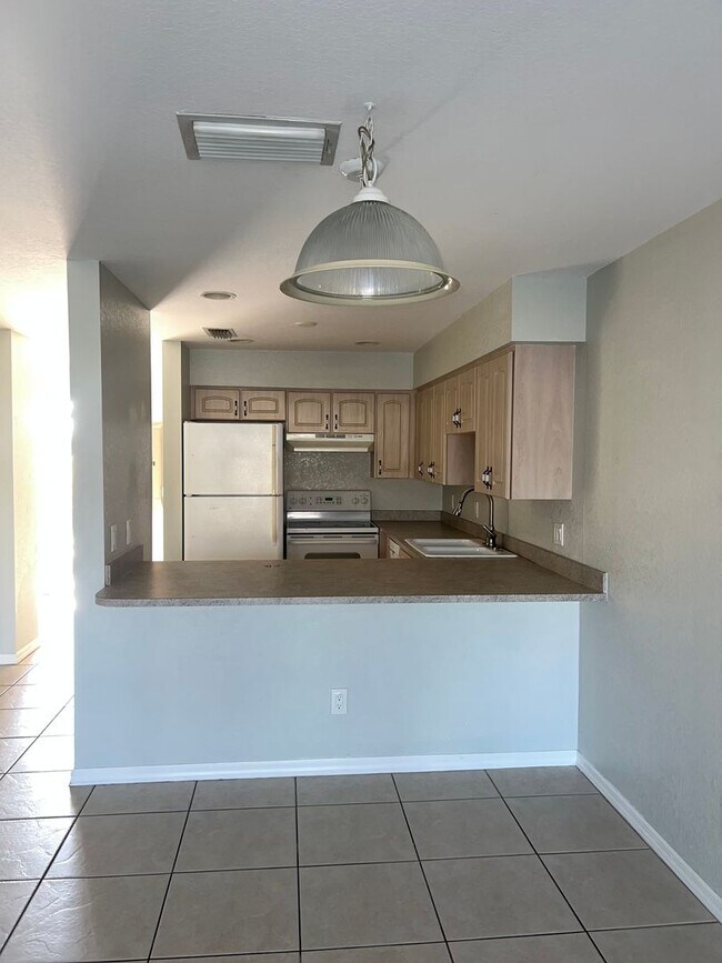 Building Photo - Villa Congress