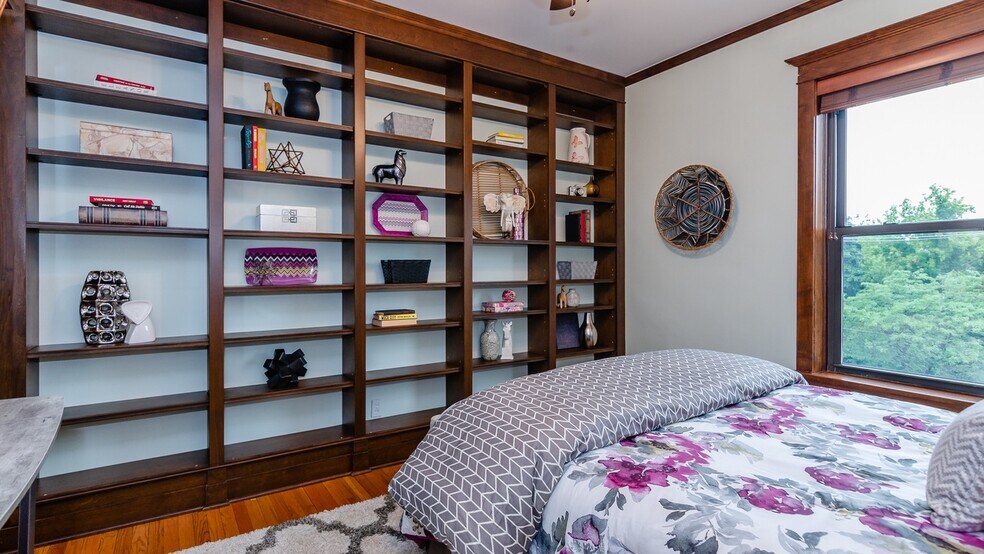 Bedroom 2 - 5520 S Cornell Ave