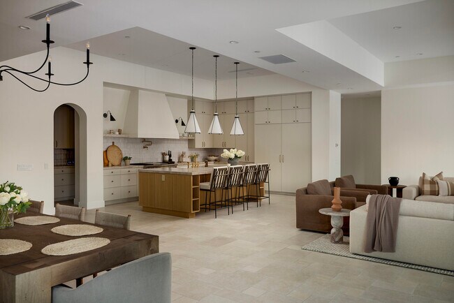 Building Photo - 80805 Vista Bonita Trail