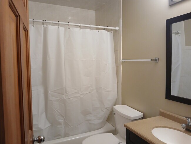 Building Photo - 247 N Neltnor Blvd