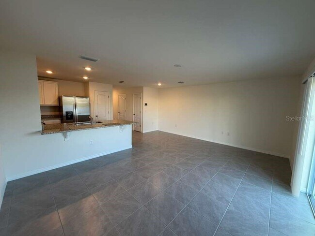 Building Photo - 6602 Leo Ln