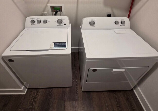 Building Photo - Fully Furnished Coastal Beauty in Perdido ...