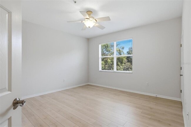 Building Photo - 3717 Parkridge Cir