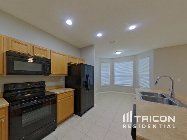 Building Photo - 3571 Live Oak Hollow Dr