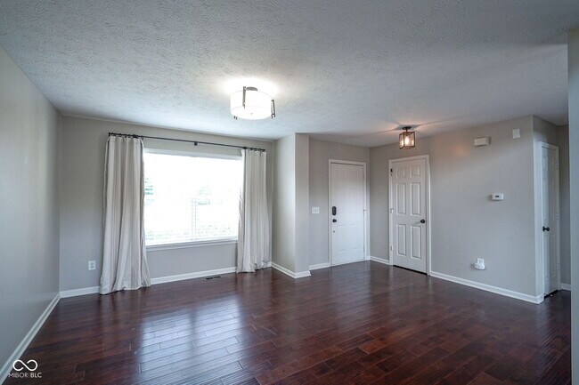 Building Photo - 4018 Ivory Ct