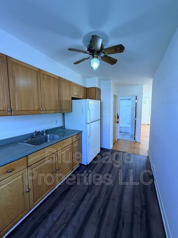 Building Photo - 7 E Berkley Ave