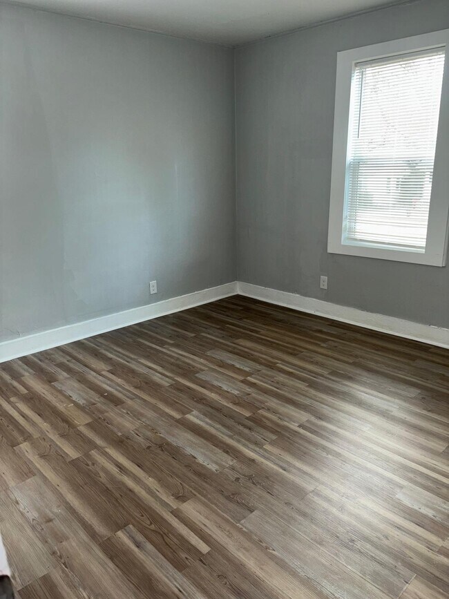 Building Photo - 260 Ryals Ave