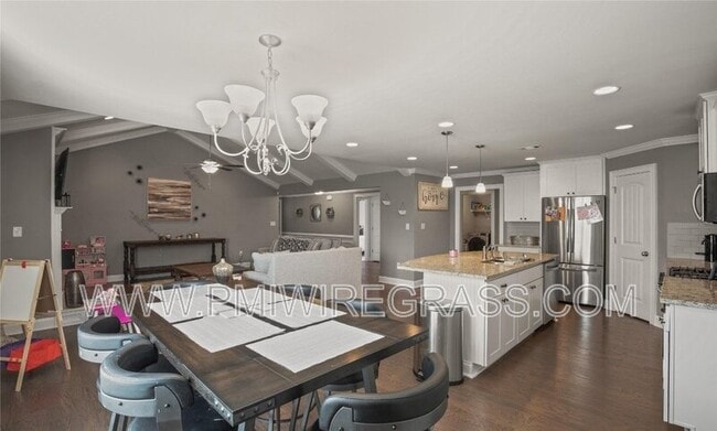 Building Photo - 524 Paxton Lp