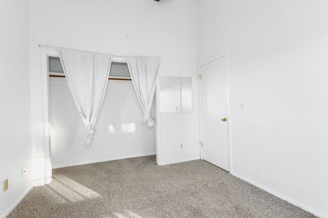 Building Photo - Spacious Tacoma Home for Rent – Available Now!