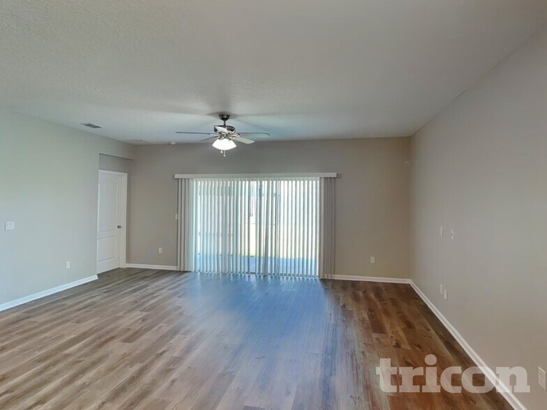 Building Photo - 154 Bloomfield Wy