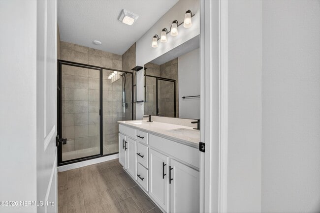 Building Photo - 1093 Farwell St