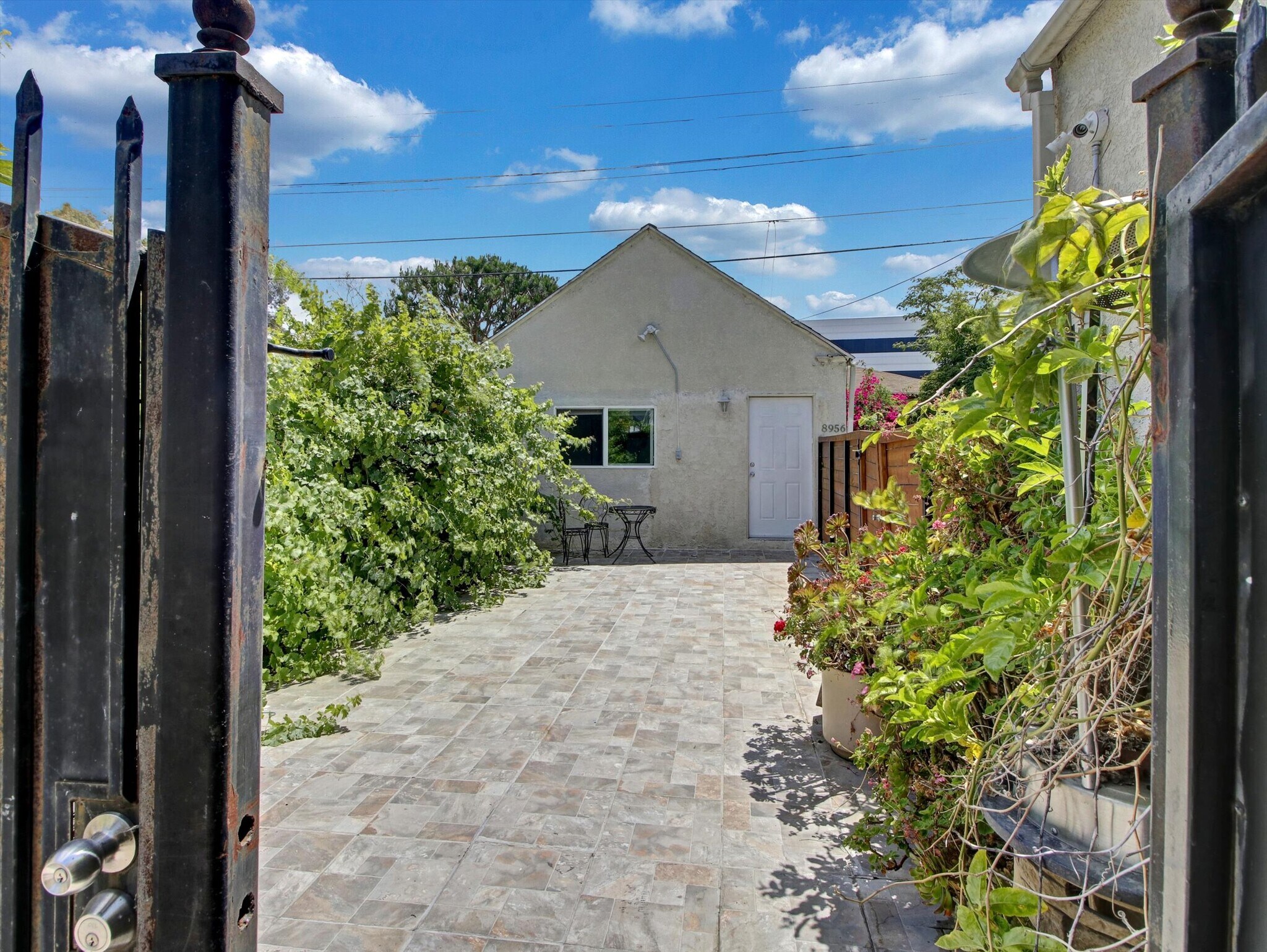 Building Photo - 8956 Kramerwood Pl
