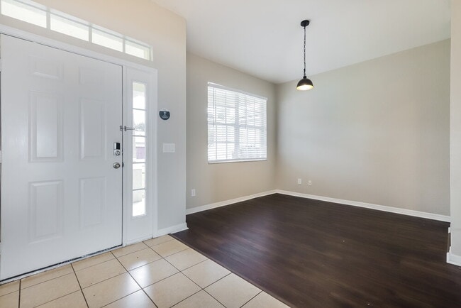 Building Photo - 11317 Laurel Brook Ct