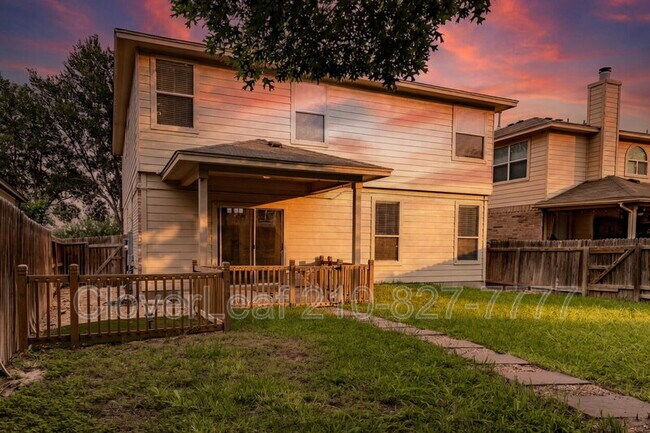 Building Photo - 6211 Big Bend Cove
