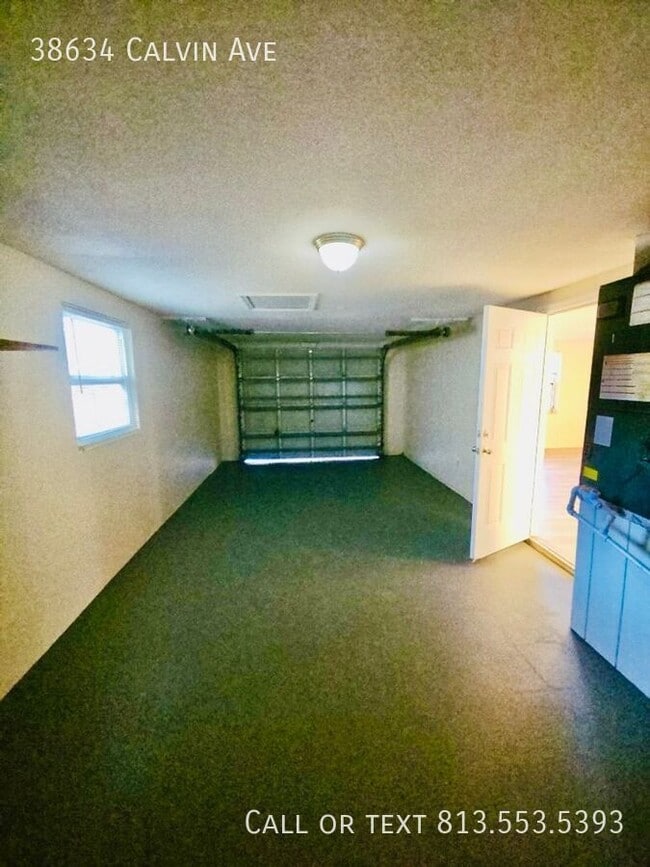 Building Photo - 38634 Calvin Ave