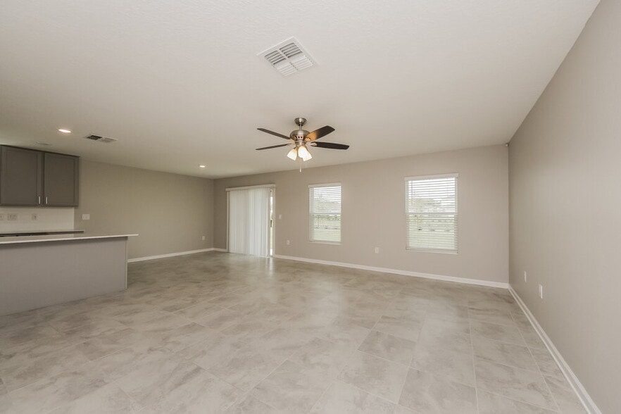 Building Photo - 4419 Bluff Oak Loop