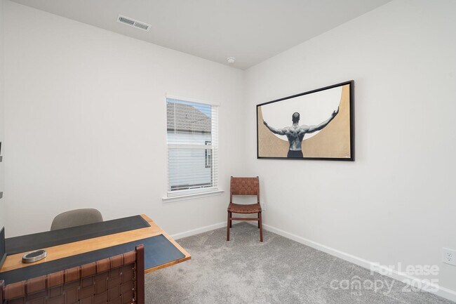 Building Photo - 408 Catawba Ave