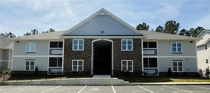 Building Photo - 188 Gallery Dr