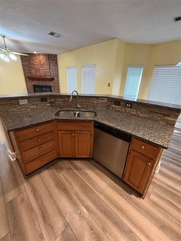 Building Photo - 1704 Bent Brook Dr