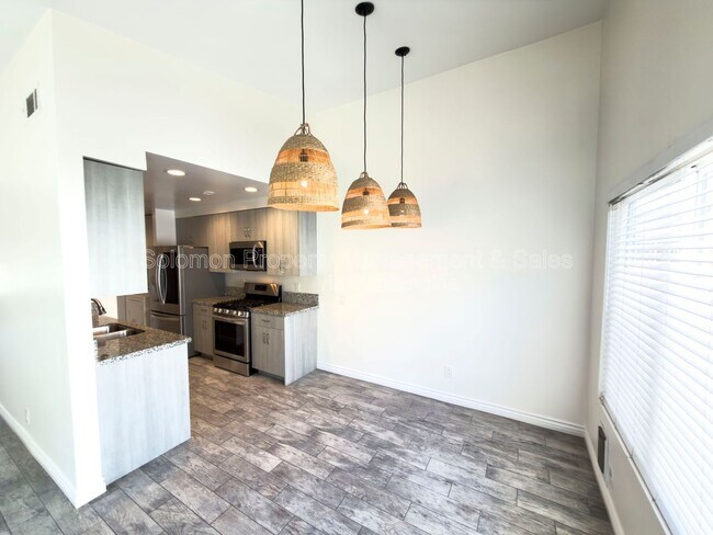 Building Photo - 3623 Harbor Crest Way