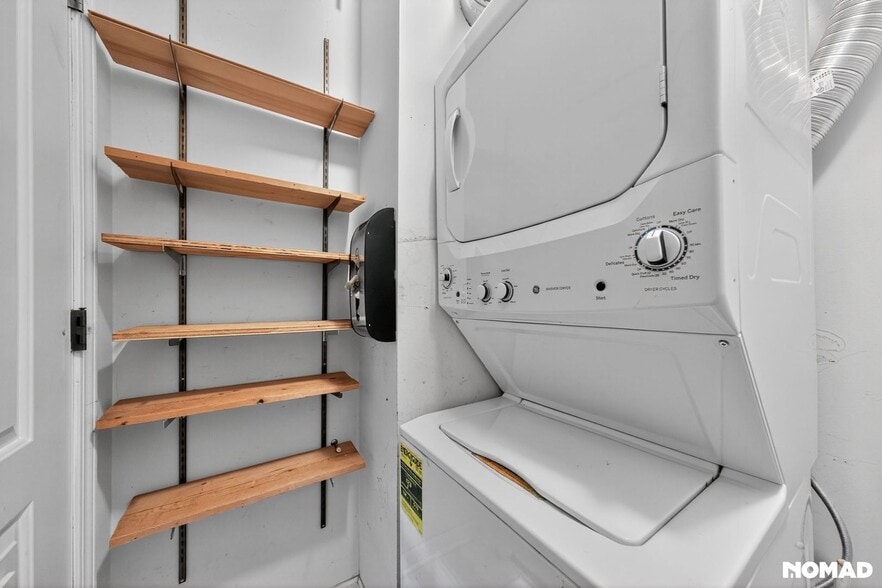 Building Photo - 4545 S Drexel Blvd