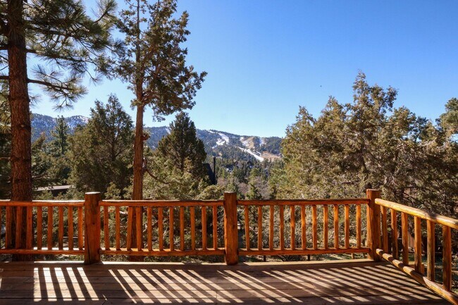 Building Photo - 43615 Wolf Rd