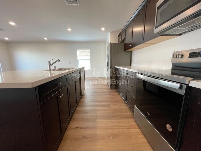 Building Photo - 25432 Cetara Dr