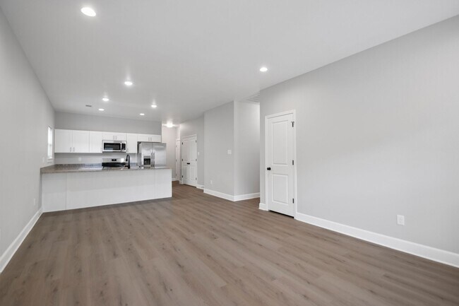 Building Photo - 2311 Nichols Rd