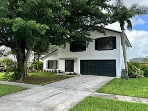 Building Photo - 1605 Old Cypress Trail