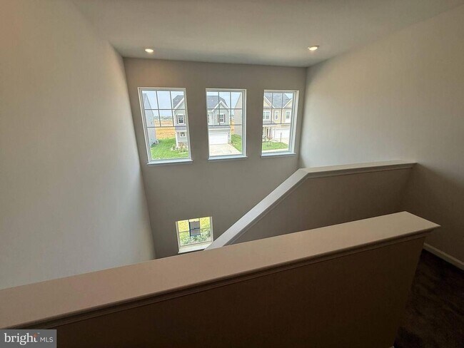 Building Photo - 18 Trout Lily Dr
